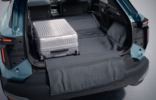 dacia-striker-bk1-ph1-accessories-016-1